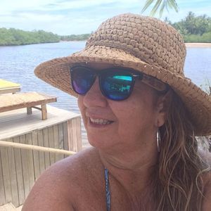 Meet your Posher, Jacqueline